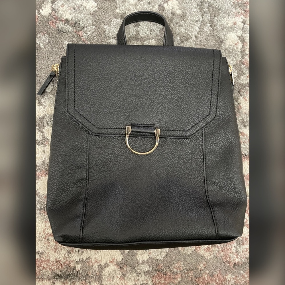 Kelly& Katie convertible backpack/bag